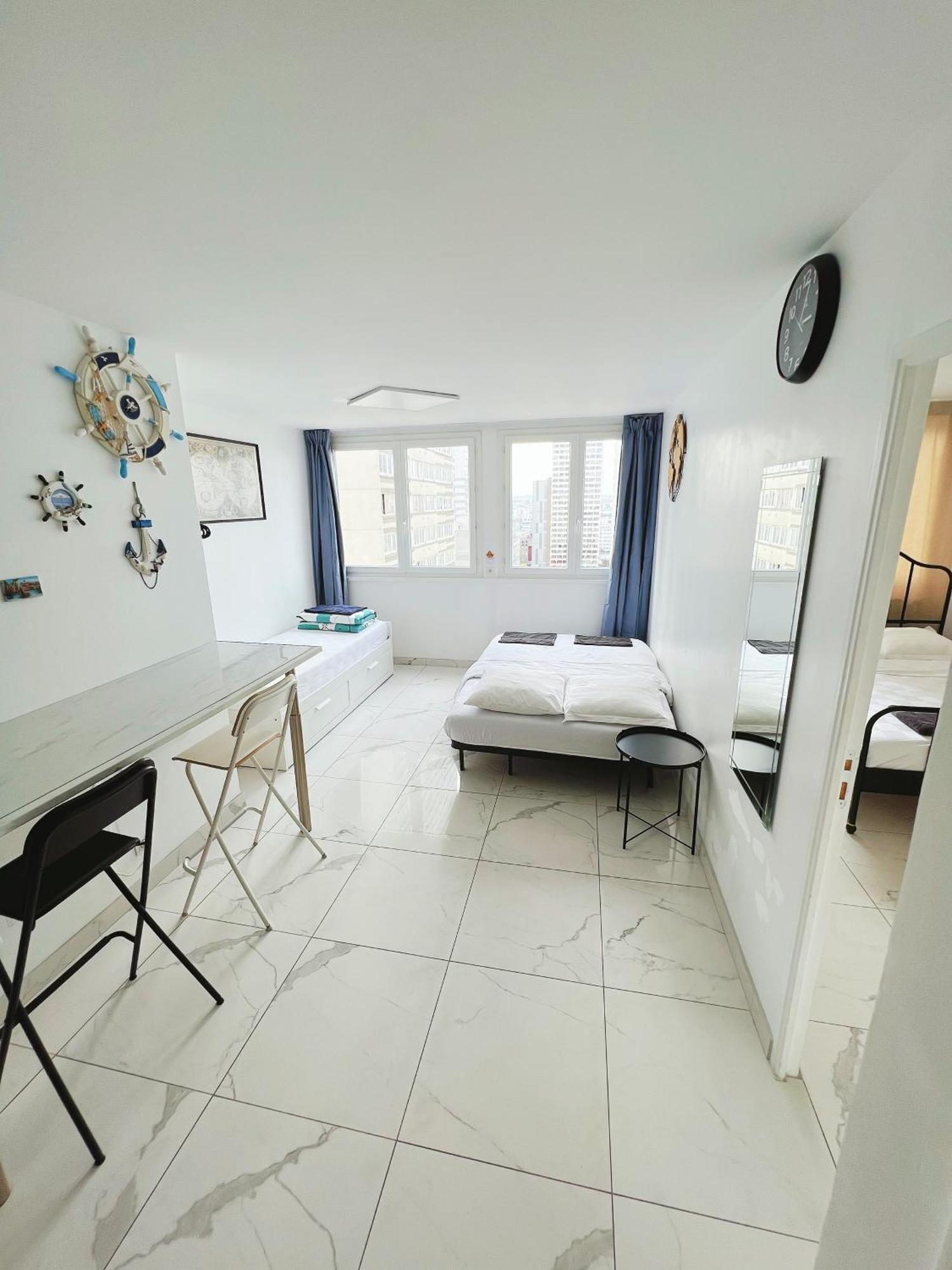 Apartment Near Subway And Supermarket Párizs Kültér fotó